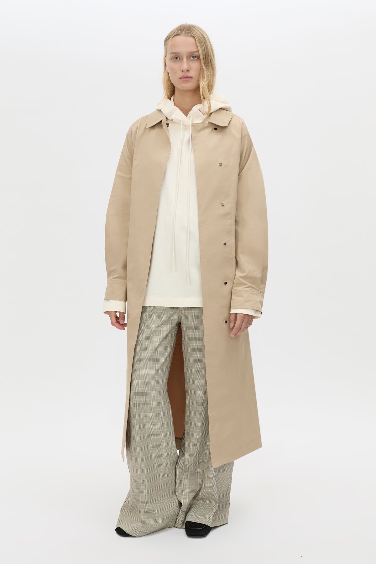Mahdavi Trench