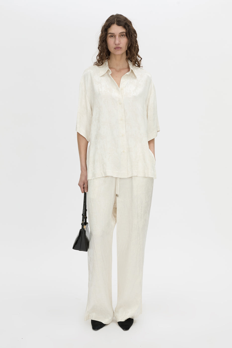Naidee Satin Short Slv Shirt