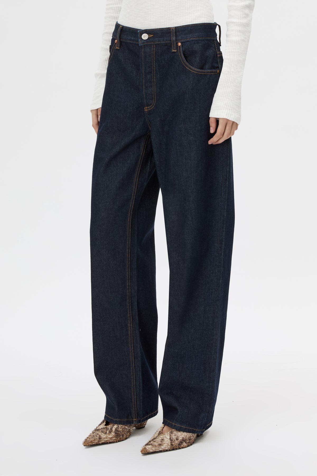 Cropped view CAMILLA AND MARC Noa Jean in Indigo Blue with a relaxed fit, classic pockets and topstitched seam detailing.