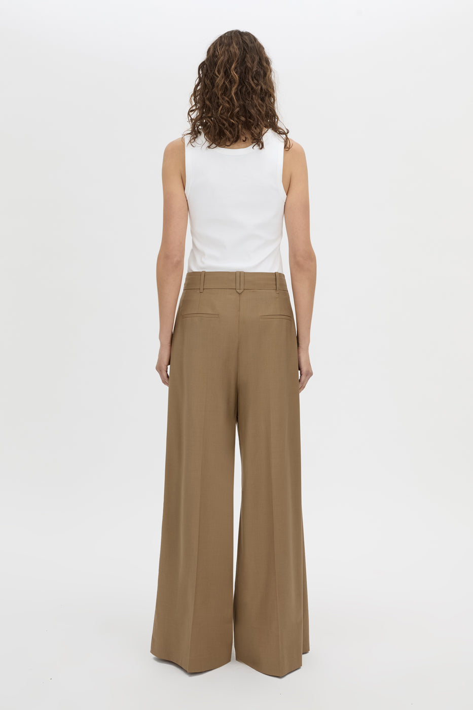 Rumi Pant
