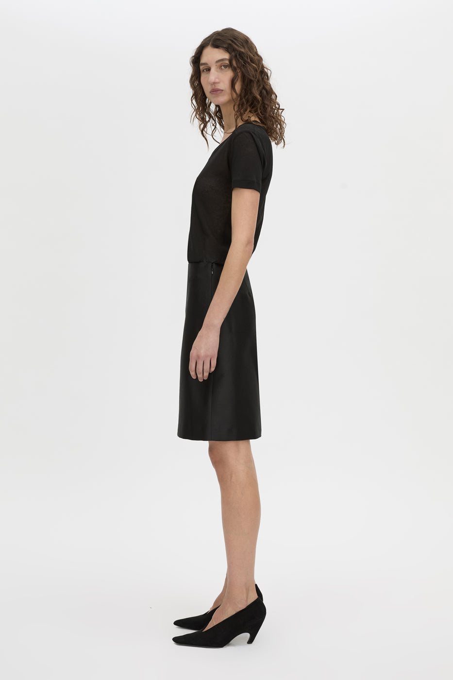 Siona Light Weight Fitted Tee