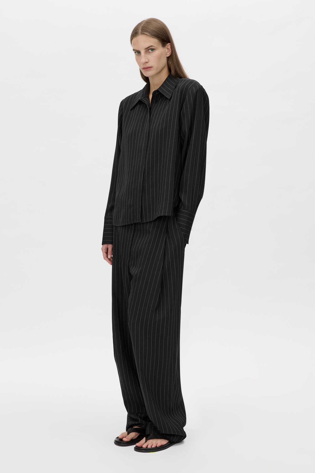 Varda Pant