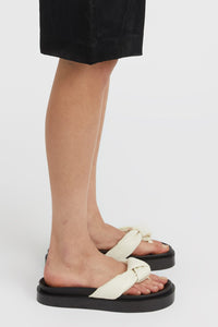 Tina Sandal